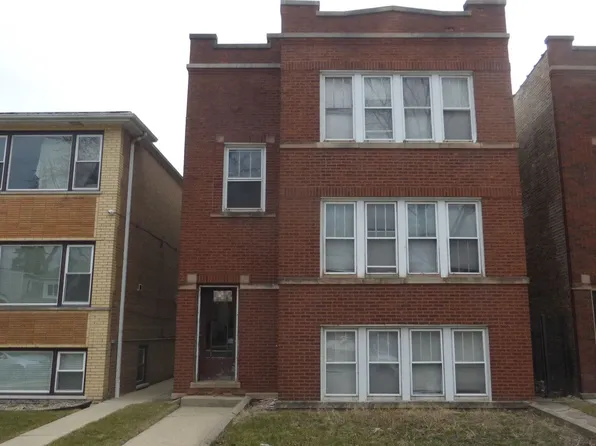 6125 S Kolmar Ave, Chicago, IL 60629