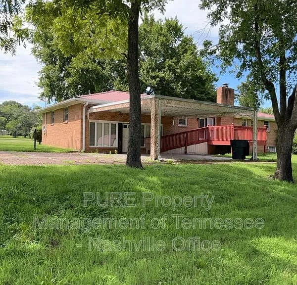 3912 Hydesdale Ln — Photo 4