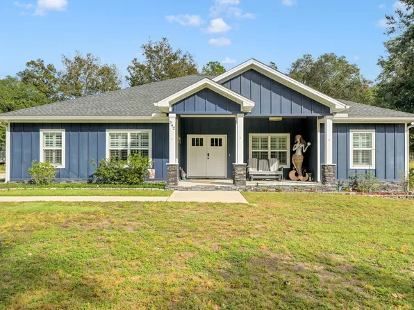 342 Eastern St, Freeport, FL 32439