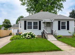 6022 49th Ave, Kenosha, WI 53142
