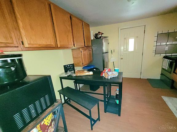 5th image of 2125 Lincoln Ave