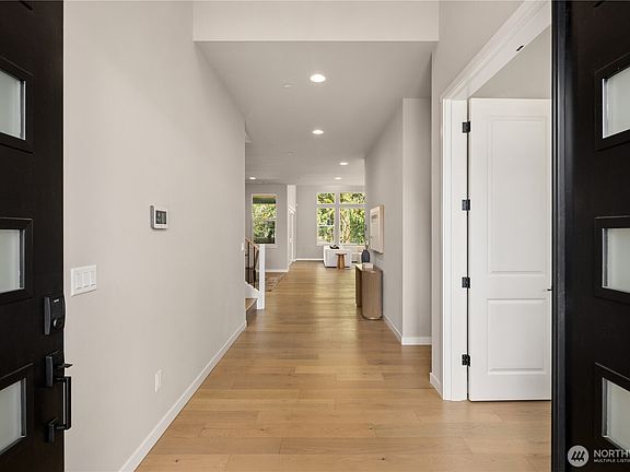 3rd image of 23623 23rd Avenue SE