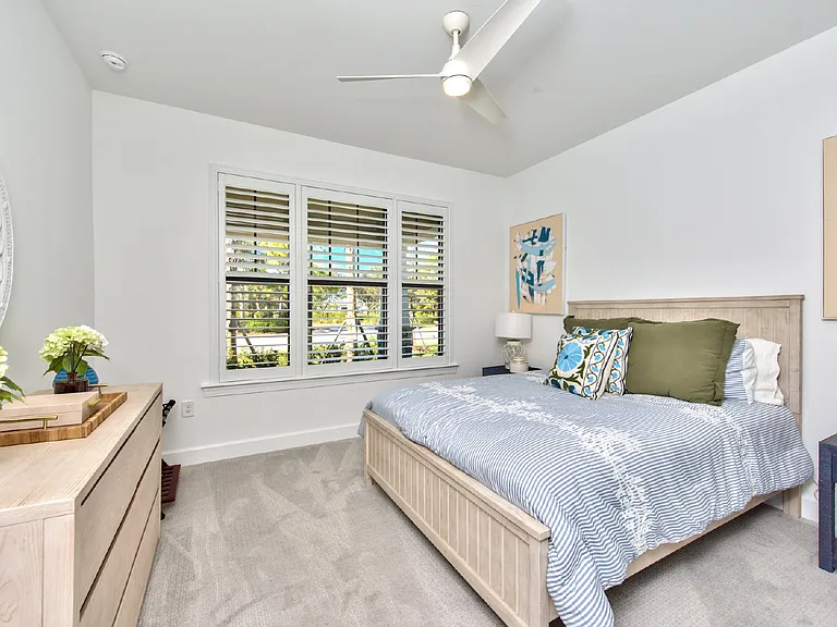 9280 Cormorant Dr — Photo 13