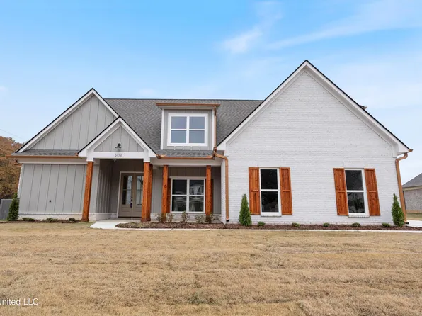 2530 Saint Elmos Fire Dr, Hernando, MS 38632