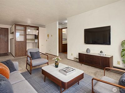 2100 N 106th Street #402, Seattle, WA, 98133