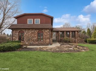 248 Cardinal Dr, Bloomingdale, IL