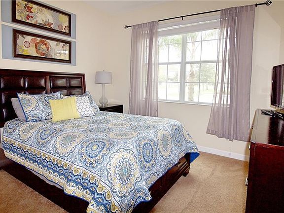 5th image of 8948 Bismarck Palm Rd