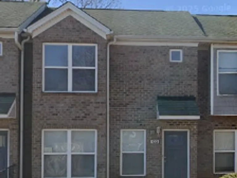 103 Etta Vaughn Ln — Photo 1