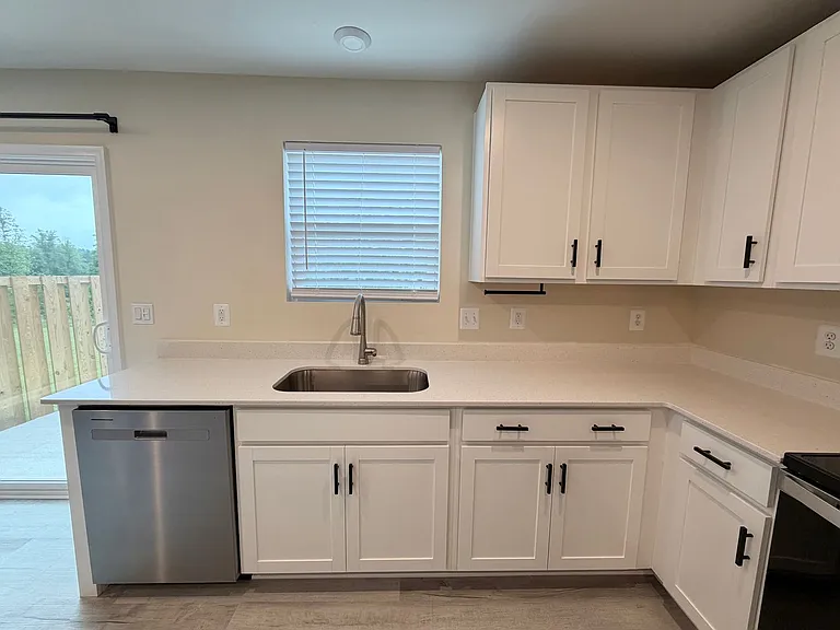 60 Sophie Kathyrn Dr — Photo 12
