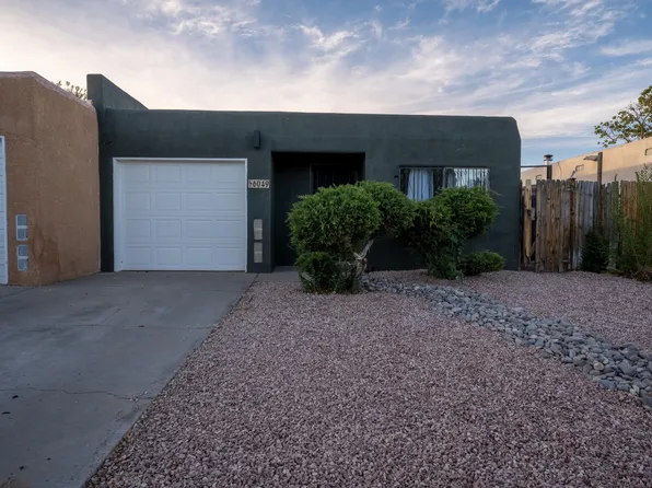 6049 Namath Ave NW, Albuquerque, NM 87120