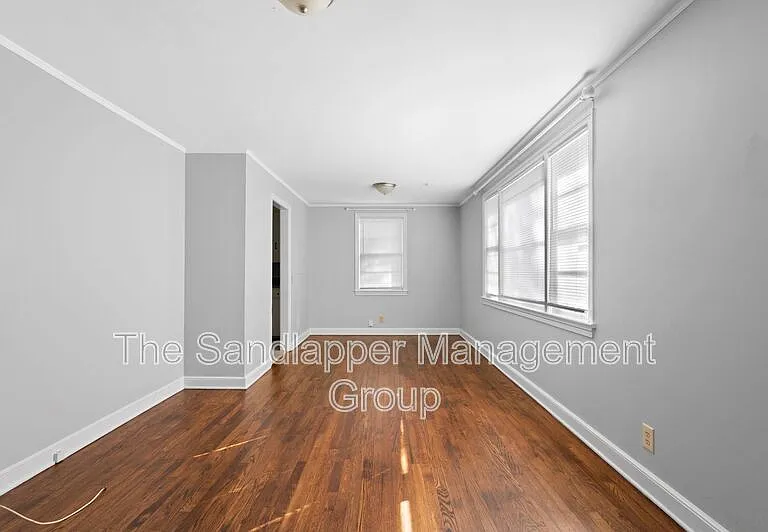 1520 Sutton St — Photo 2