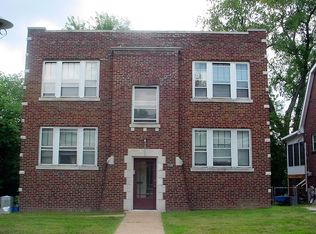 7720 Gissler Ave APT 2W, Saint Louis, MO 63117