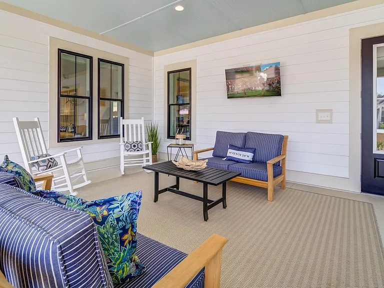 Seaglass Cottages — Photo 7
