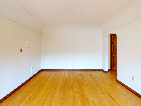 4th image of 326 W Mercer St APT 207