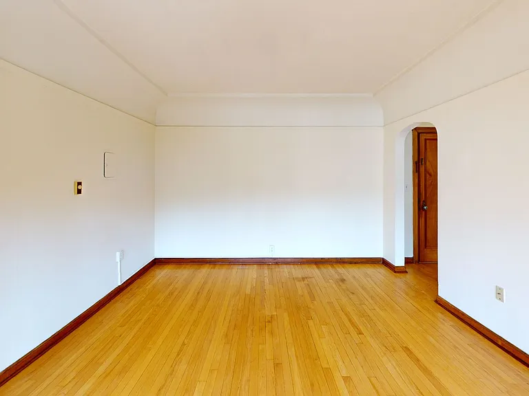 The Lola Apartments — Photo 5