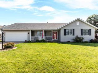 4510 S Tewkesbury Ct, Mapleton, IL 61547