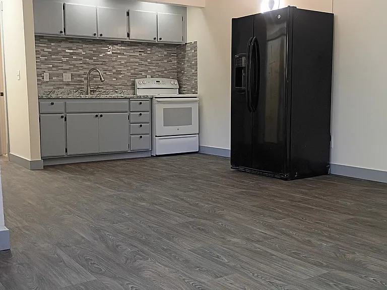 132 Kahle Dr #I — Photo 2