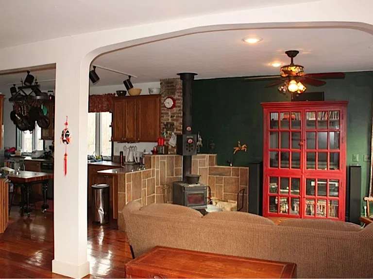 55 Lawn St #2 — Photo 2