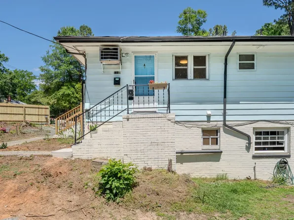 114 Estes Dr #A, Carrboro, NC 27510