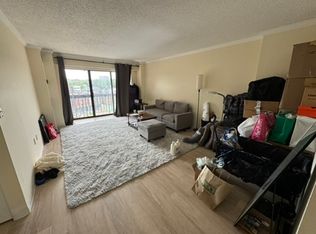 15 N Beacon St #905, Allston, MA 02134