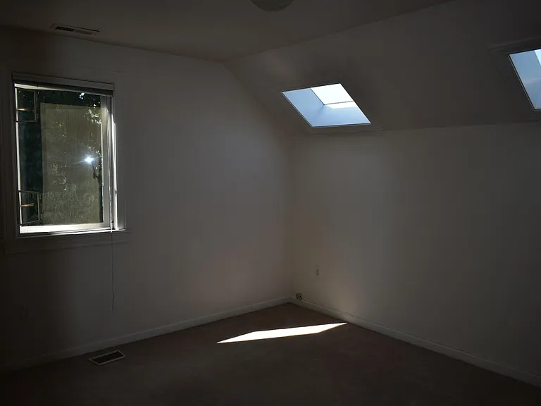 1408 N 47th St — Photo 5