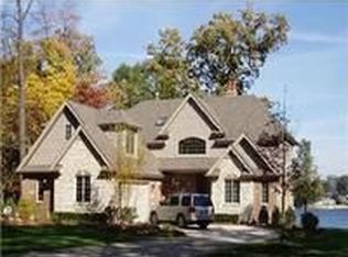 741 Waverly Rd, La Porte, IN 46350