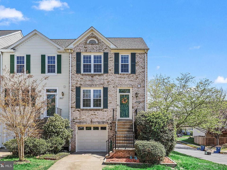 1st image of 5840 Watermark Cir