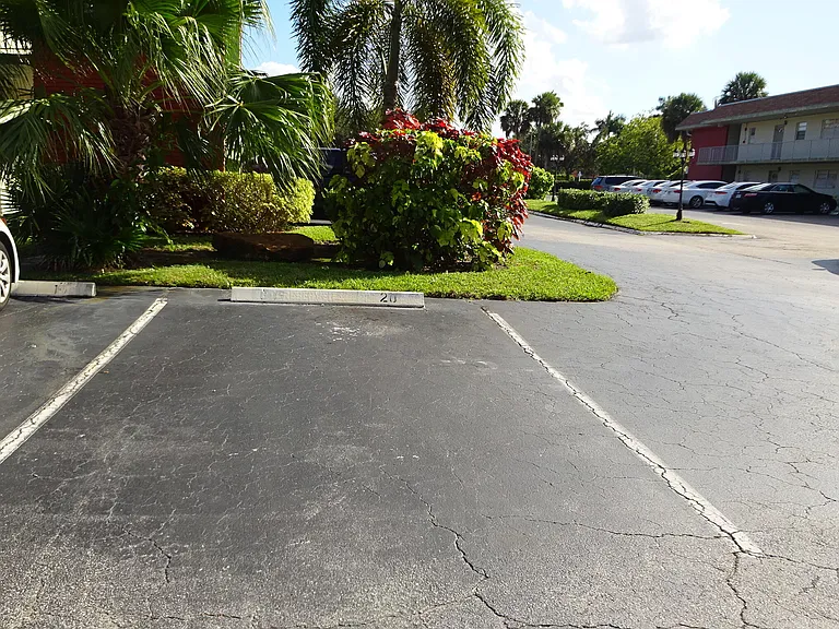 605 S State Road 7 #2D — Photo 41