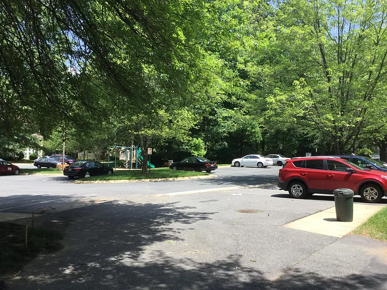 13814 Grey Colt Dr — Photo 27