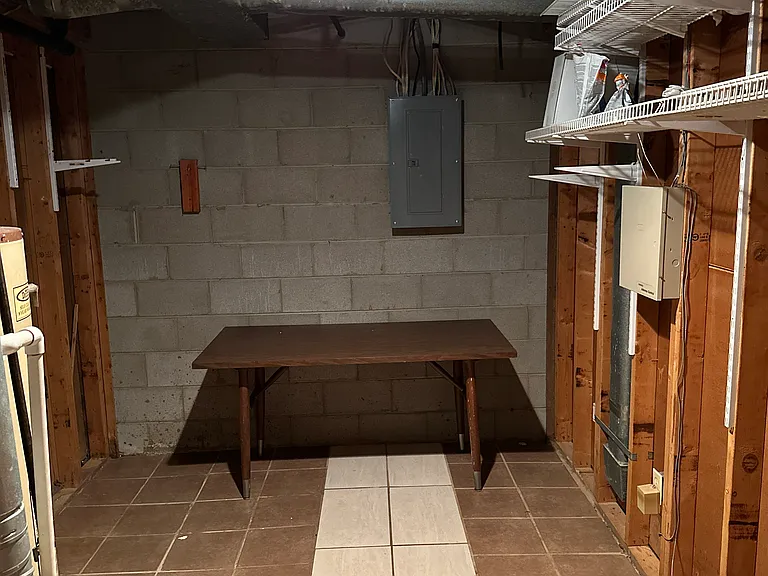3208 S Battlebridge Dr — Photo 32