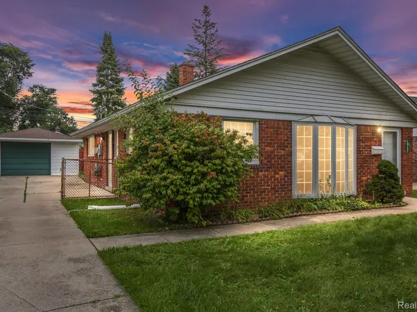 18753 Koester St, Riverview, MI 48193