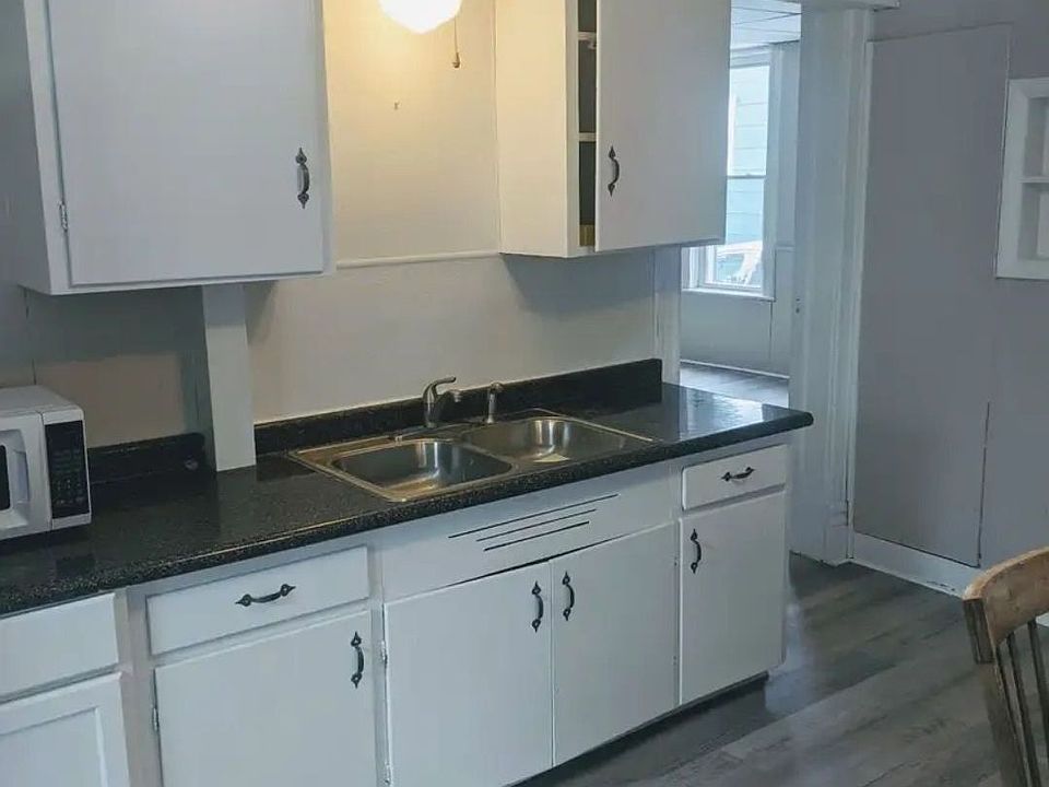 1st image of 353 W 22nd St #353EFFICIENCY