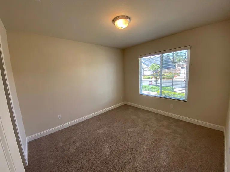 3227 Ferro Ct — Photo 28