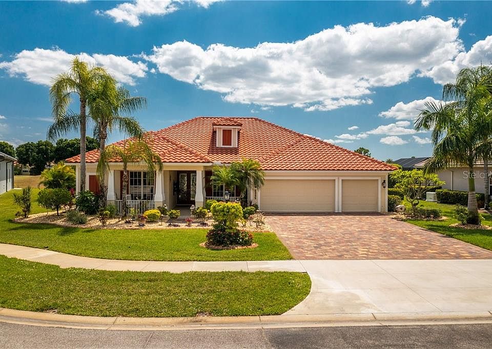 1st image of 1775 Queen Palm Way