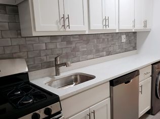 4220 N Clark St #1, Chicago, IL 60613