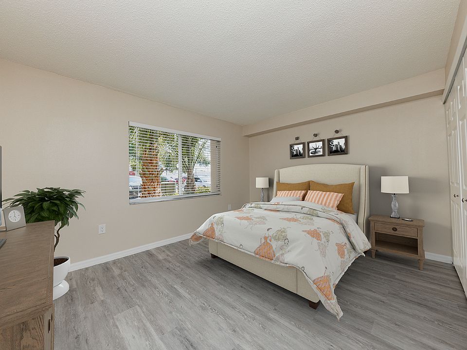 Large living spaces (up to 937 square feet)
