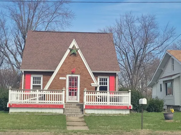 216 Lincolnway Way W, Osceola, IN 46561