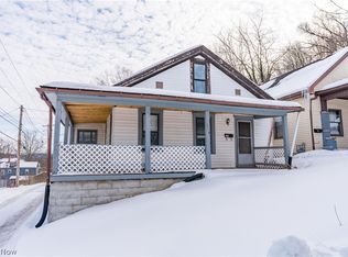 129 S Main St, Uhrichsville, OH 44683