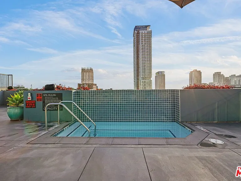 849 S Broadway #M02 — Photo 22