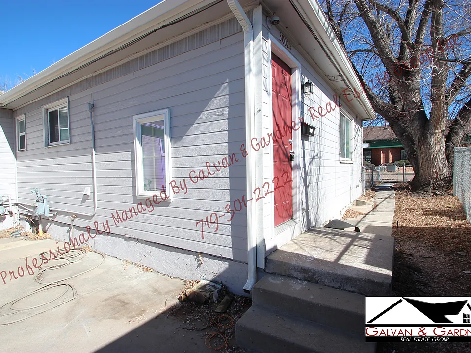 3002 N Arcadia St #1/2