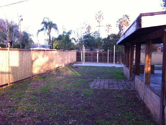 3rd image of 16253 Schoenborn St