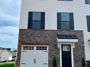 65 Rosemary Way, Mount Laurel, NJ 08054