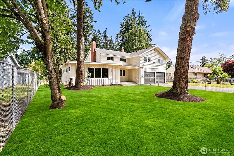 3rd image of 2205 97th Street E