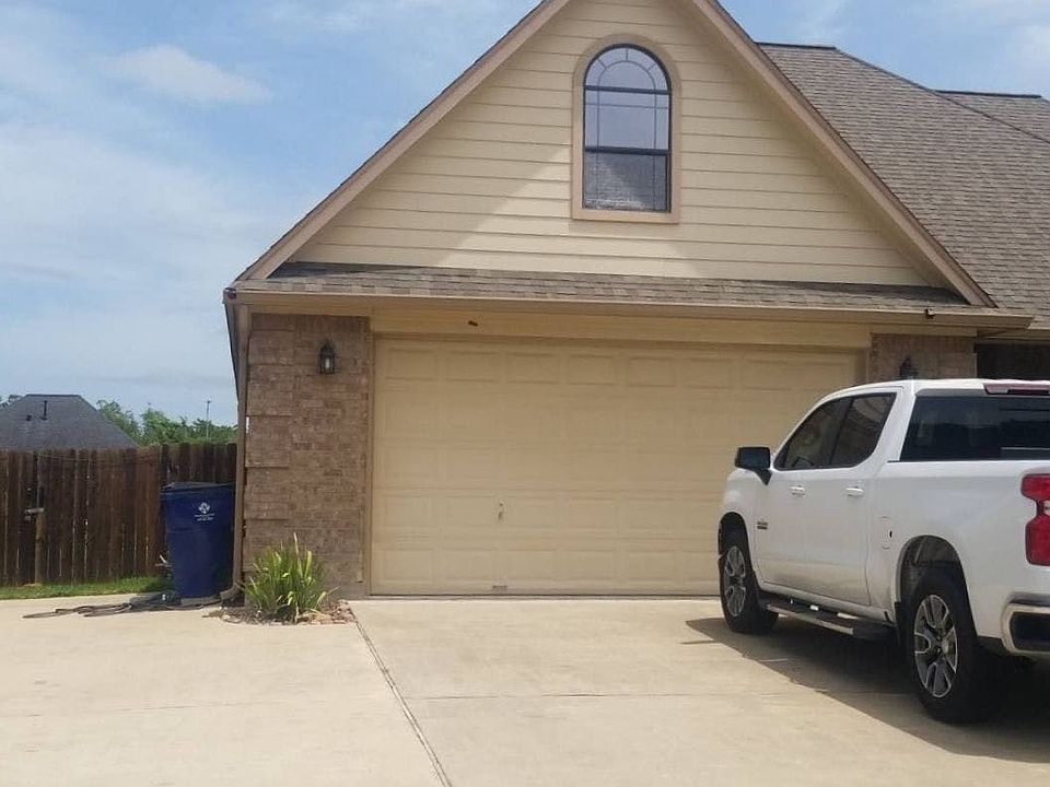 1st image of 1009 Cardinal Dr