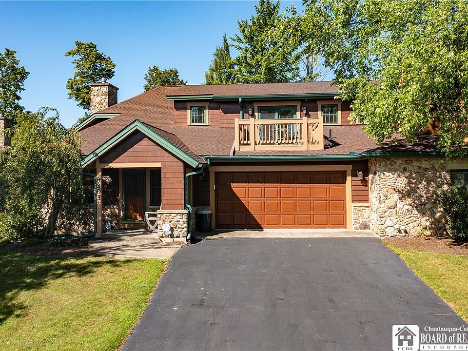 1st image of 8303 Canterbury Dr
