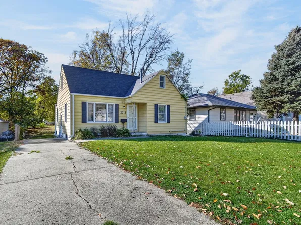 2714 Adams Ave, Des Moines, IA 50310