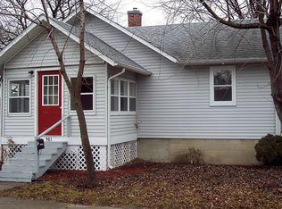 901 E Short St, Tuscola, IL 61953