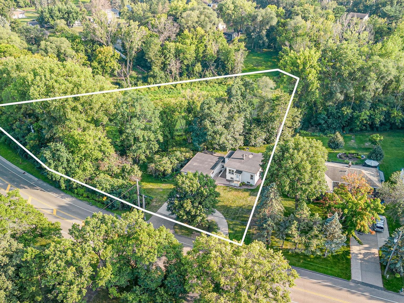 702 Koehler Rd, Vadnais Heights, MN 55127 Zillow