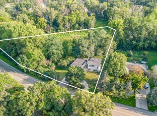 702 Koehler Rd, Vadnais Heights, MN 55127