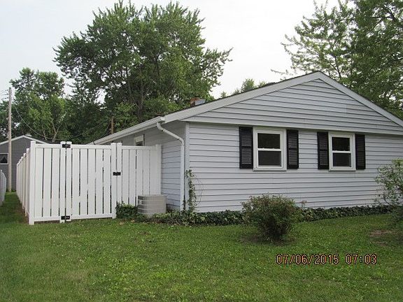 4th image of 1120 Hiawatha Ct